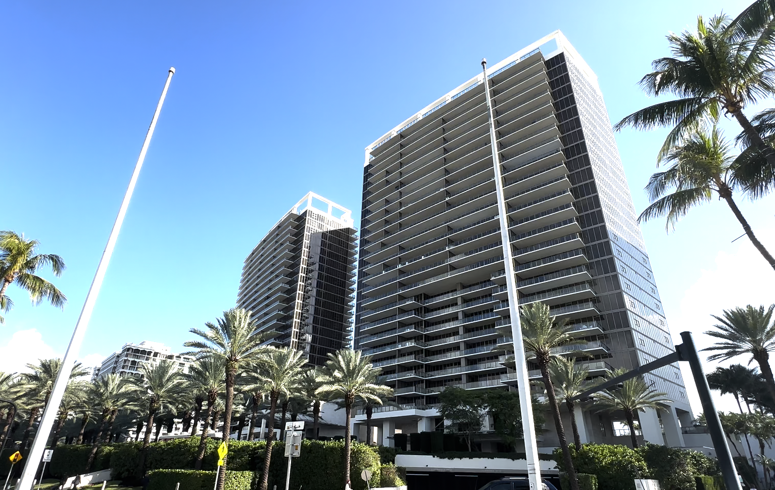 St. Regis Bal Harbour entrance